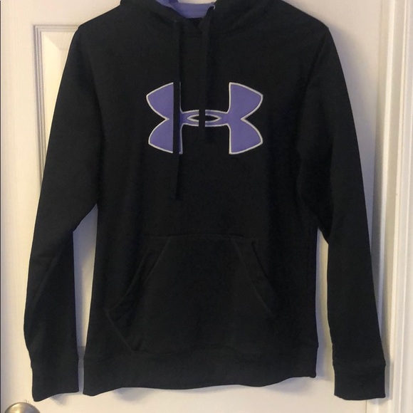 Under Armour Tops - Under Armour hoodie